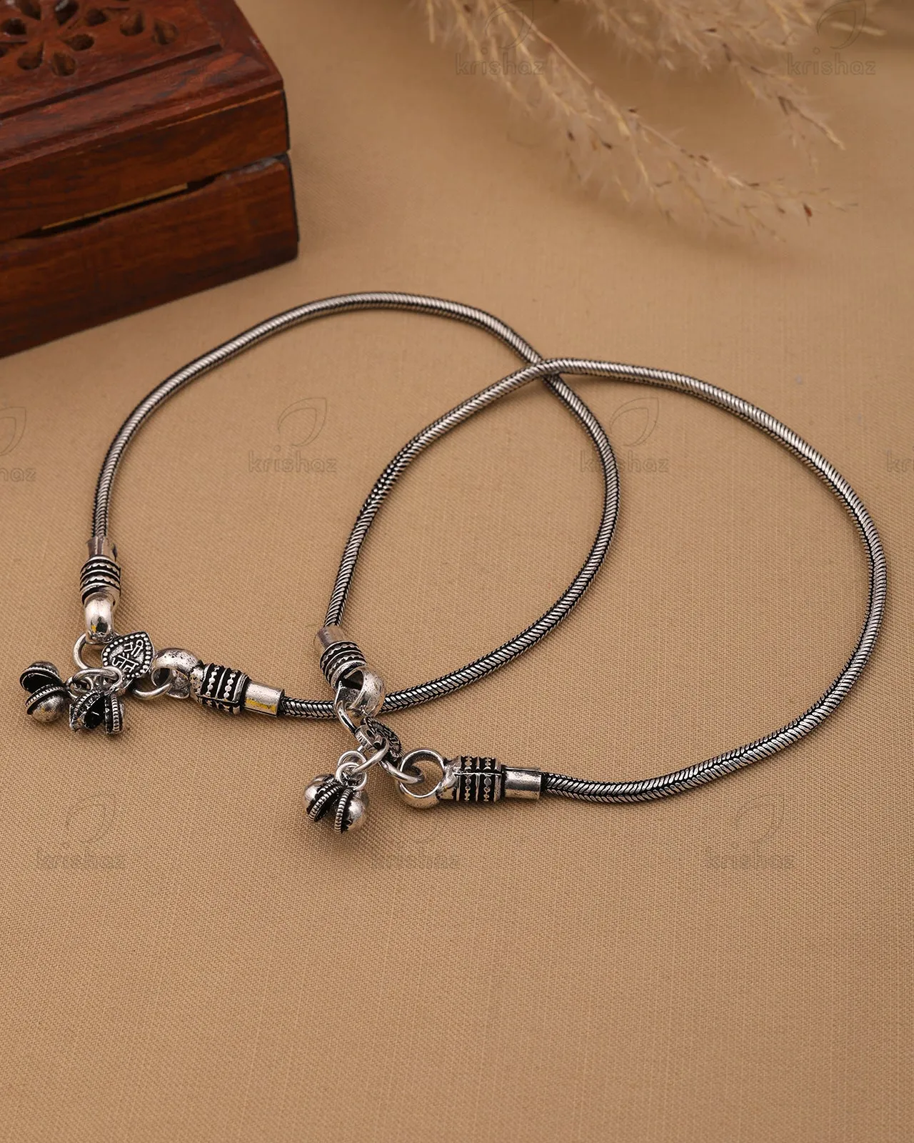 Pratibha Pair Of Anklets